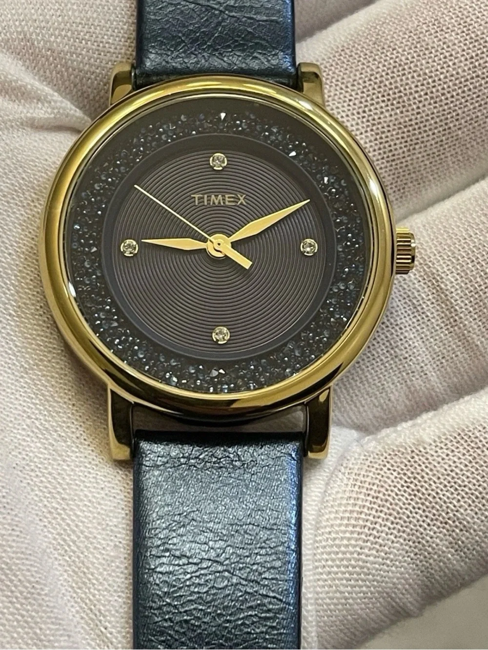 Timex Ladies Quartz Watch Gold Tone Blue Radiant Crystal Accent Dial TW2R93100
